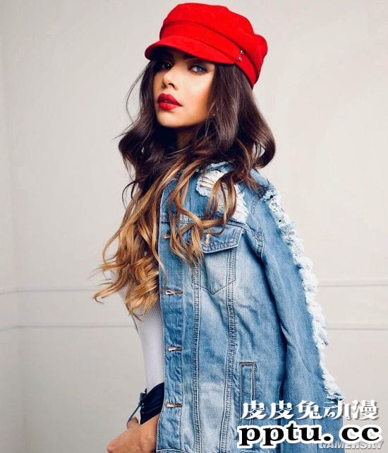 小麦肤色的优美曲线 拥有迷人电眼的哥伦比亚辣妹LindaPalacio