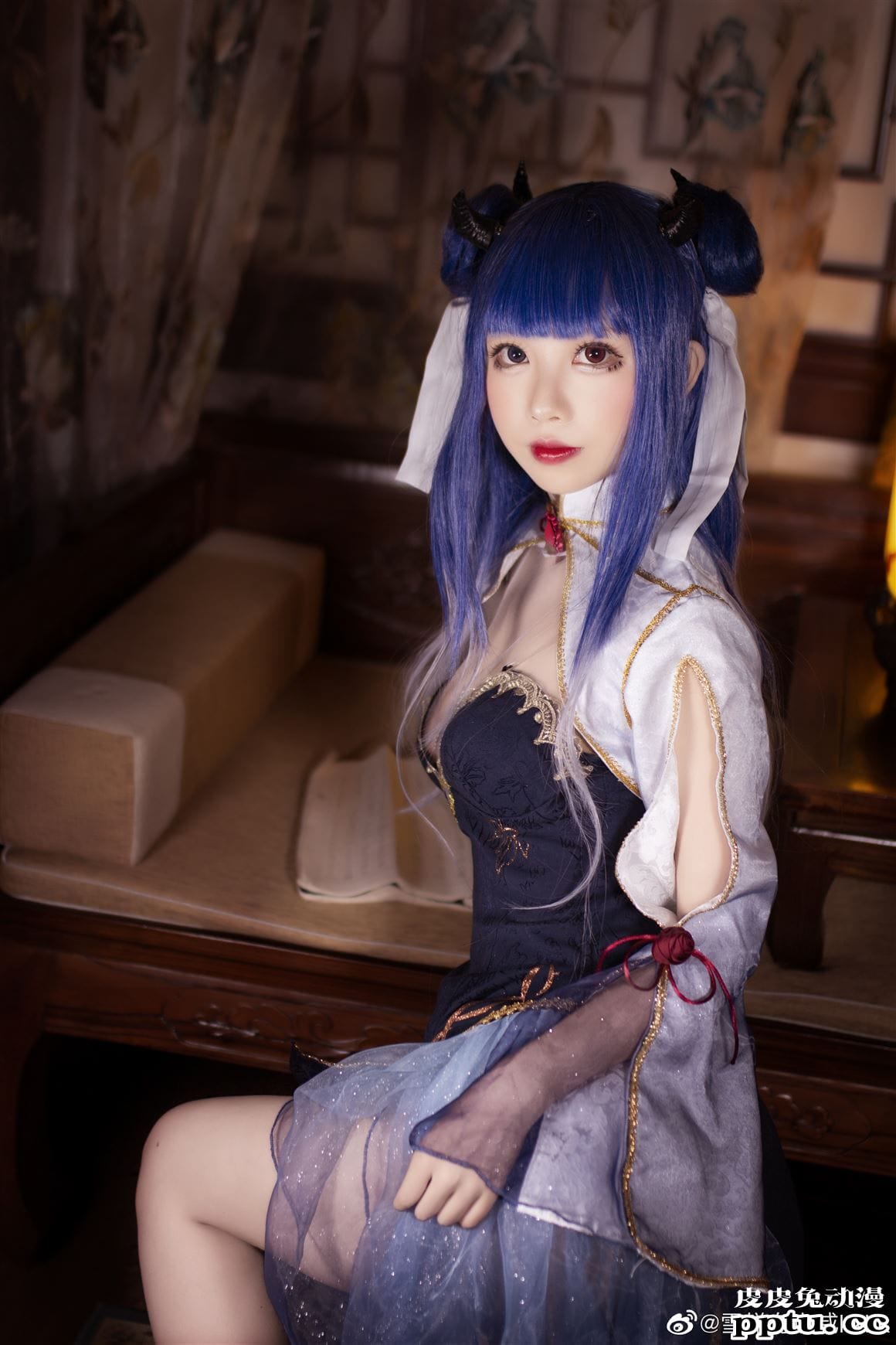 《碧蓝航线》伊吹旗袍美腿Cosplay【CN:雪糕有点咸kkkk】