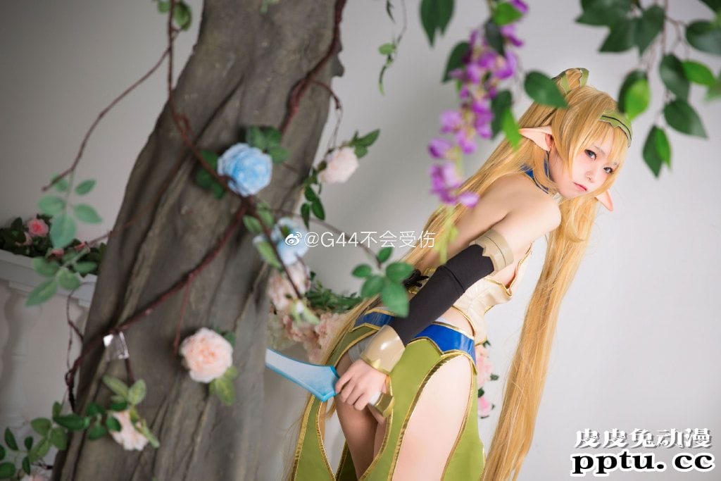 《精灵村》第二村人shika性感萝莉Cosplay【CN:G44不会受伤】