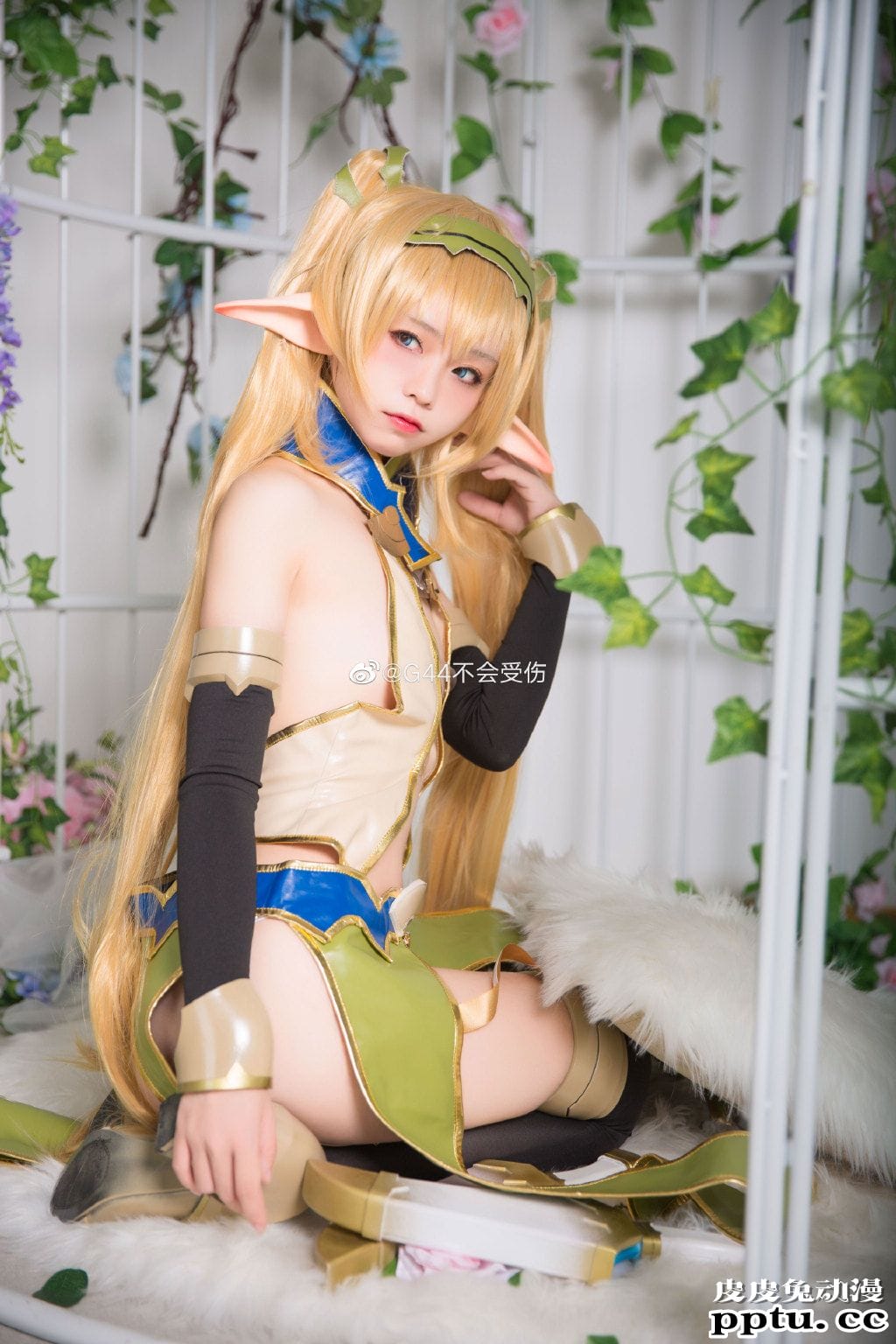 《精灵村》第二村人shika性感萝莉Cosplay【CN:G44不会受伤】