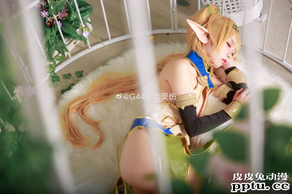 《精灵村》第二村人shika性感萝莉Cosplay【CN:G44不会受伤】
