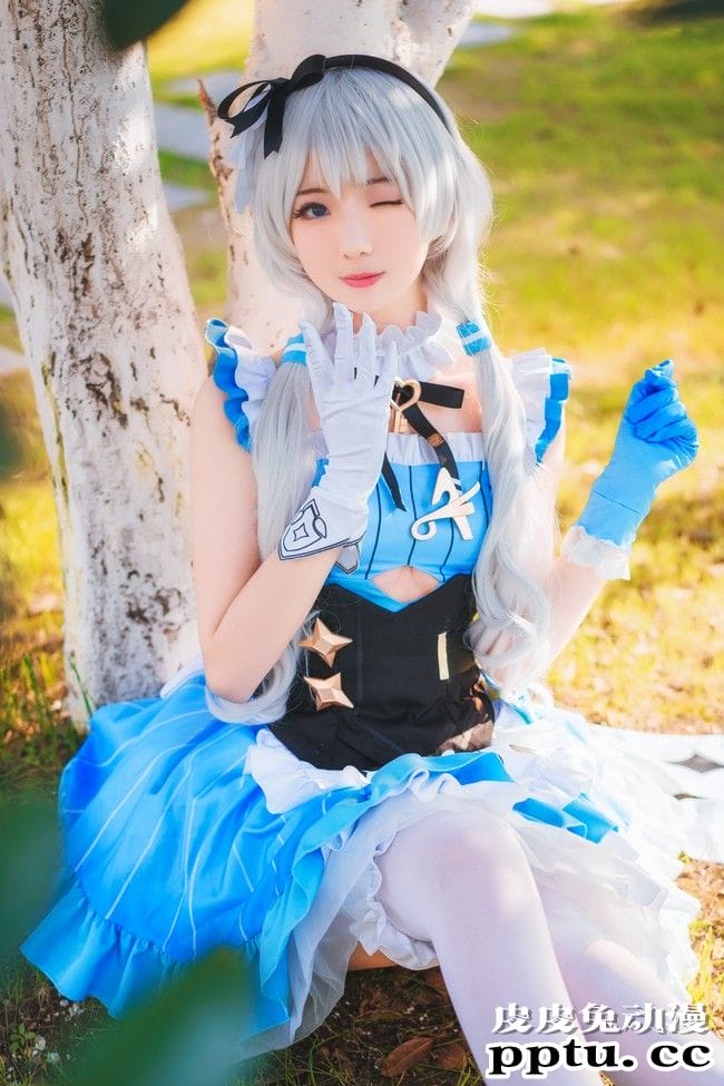 《崩坏3》德丽莎可爱Cosplay【CN:弥音音ww】