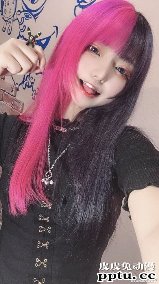 俏皮可爱的精致樱花妹 充满青春气息的岛国正妹COSER