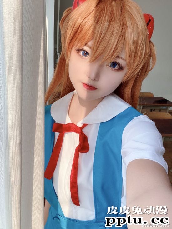 俏皮可爱的精致樱花妹 充满青春气息的岛国正妹COSER