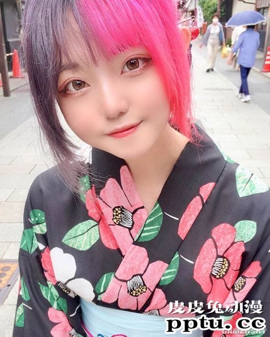 俏皮可爱的精致樱花妹 充满青春气息的岛国正妹COSER