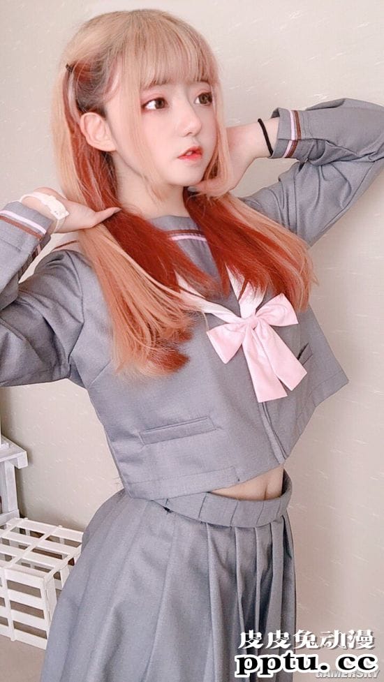 俏皮可爱的精致樱花妹 充满青春气息的岛国正妹COSER