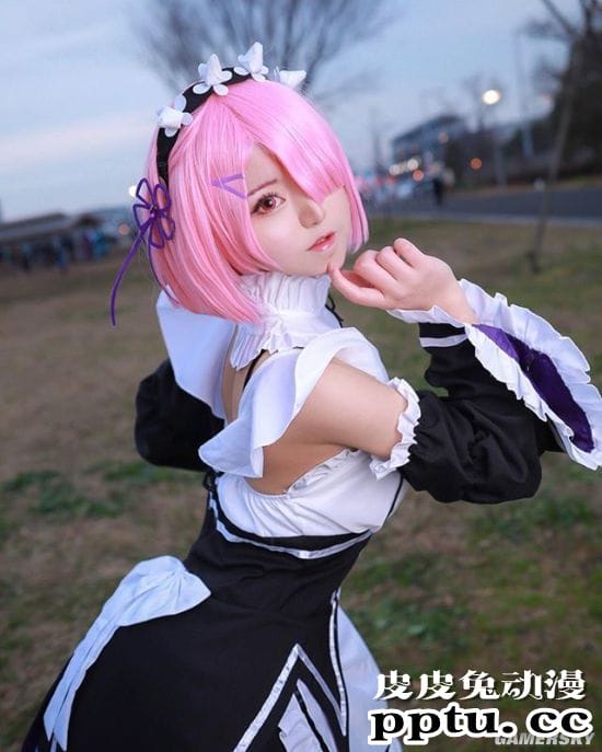 俏皮可爱的精致樱花妹 充满青春气息的岛国正妹COSER