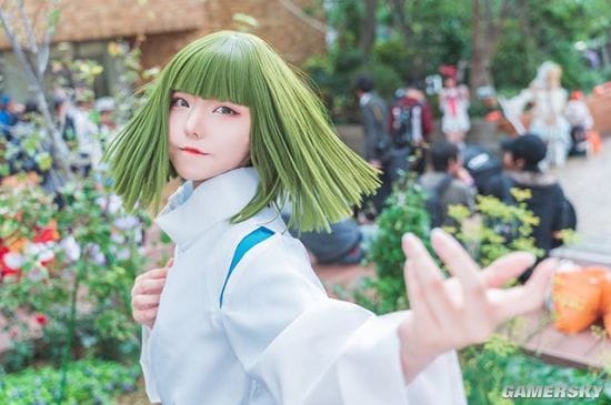 俏皮可爱的精致樱花妹 充满青春气息的岛国正妹COSER