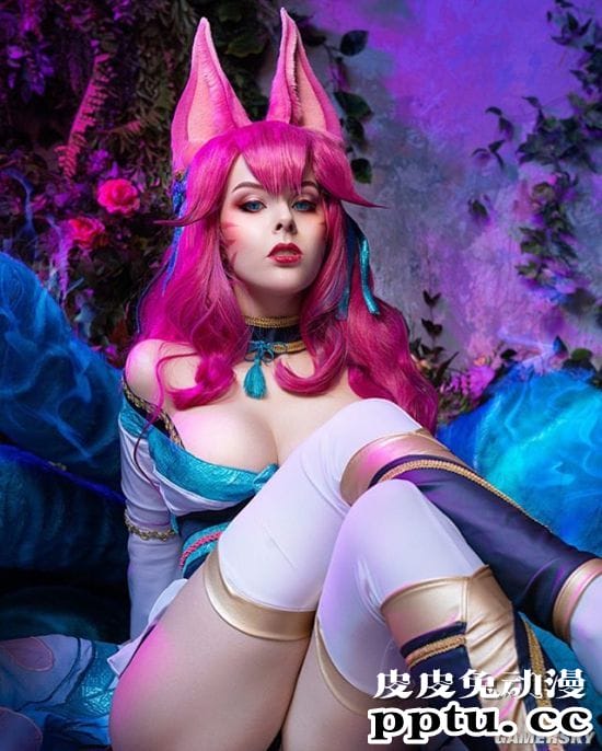 俄妹COS《LOL》K/DA女王阿狸 黑蕾丝长腿御姐