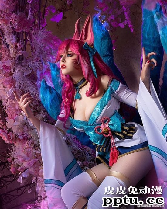 俄妹COS《LOL》K/DA女王阿狸 黑蕾丝长腿御姐