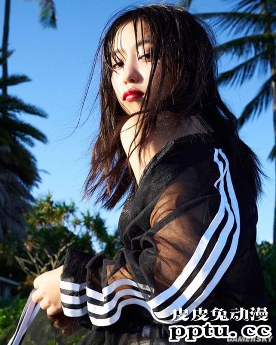 超常发育的曲线身材 甜美笑颜的写真偶像大原优乃