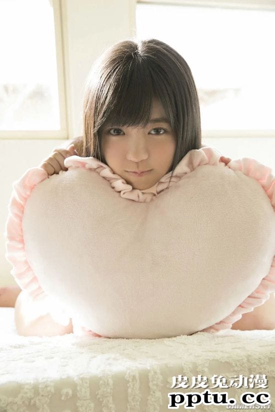 超常发育的曲线身材 甜美笑颜的写真偶像大原优乃