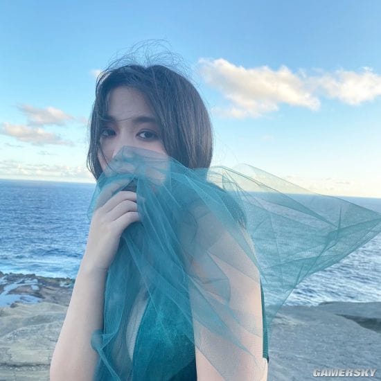 超常发育的曲线身材 甜美笑颜的写真偶像大原优乃