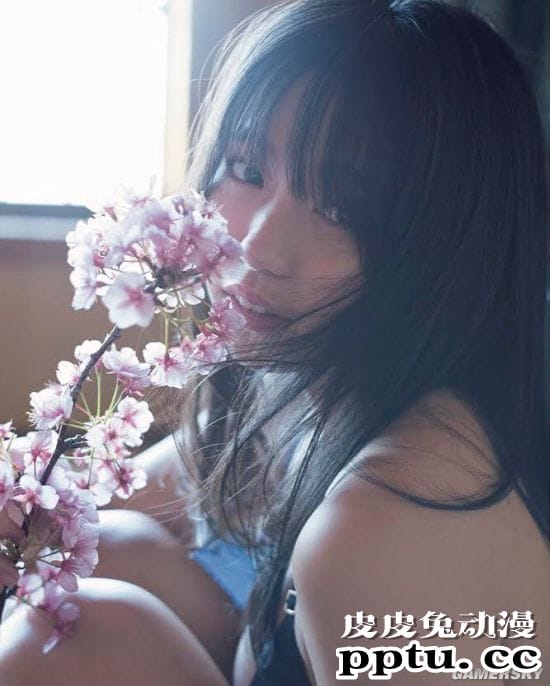 超常发育的曲线身材 甜美笑颜的写真偶像大原优乃