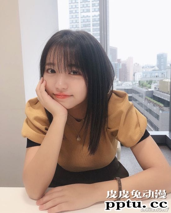 超常发育的曲线身材 甜美笑颜的写真偶像大原优乃