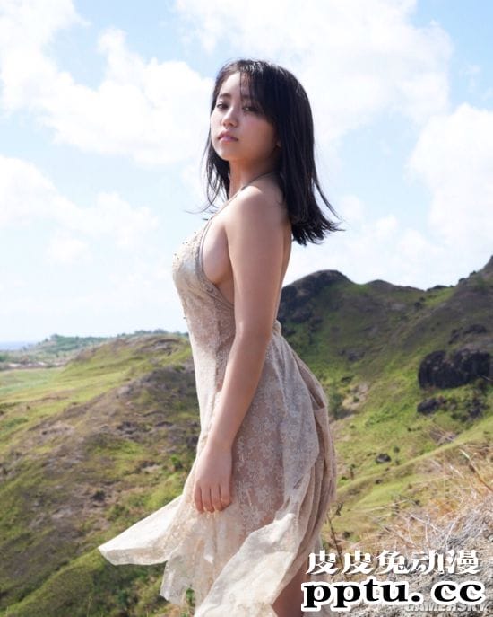 超常发育的曲线身材 甜美笑颜的写真偶像大原优乃