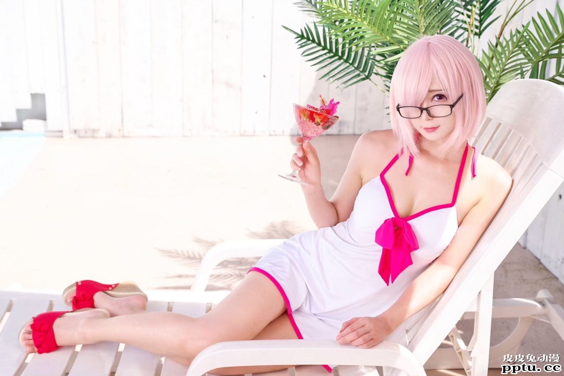 女王黑丝阿狸与水着小恶魔 一周大师级CosPlay赏