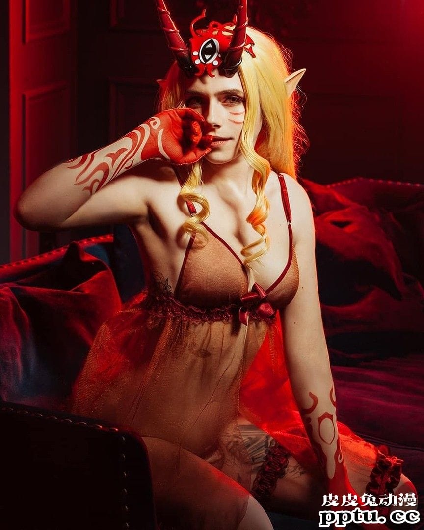 女王黑丝阿狸与水着小恶魔 一周大师级CosPlay赏