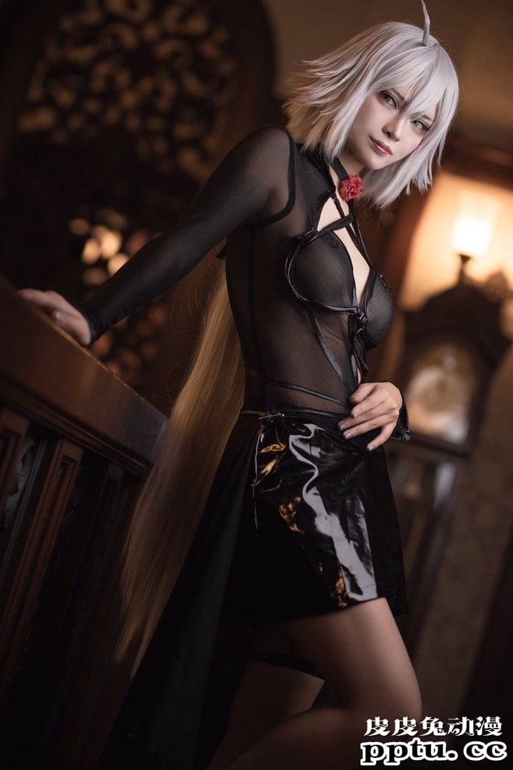 女王黑丝阿狸与水着小恶魔 一周大师级CosPlay赏