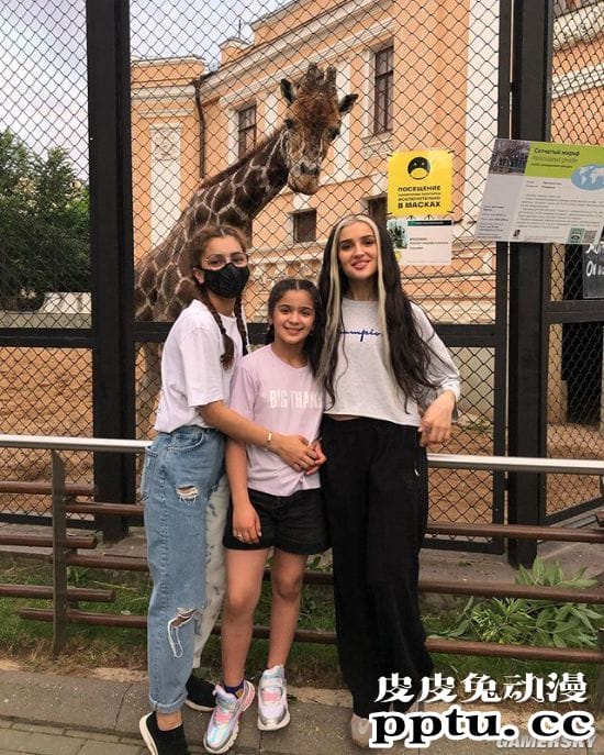 21岁走红的俄罗斯网红辣妹 战斗民族的抖音女王Dina Saeva