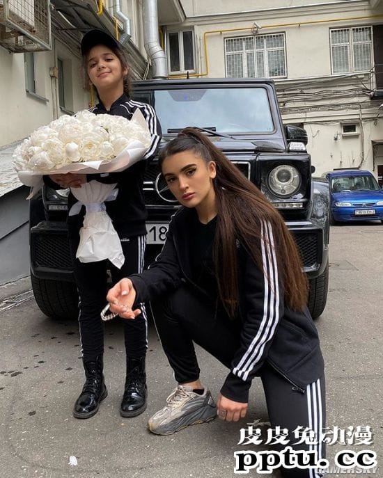 21岁走红的俄罗斯网红辣妹 战斗民族的抖音女王Dina Saeva