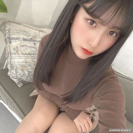 饱满嫩腿制服写真初公开 18岁神颜混血写真偶像森嶋あんり