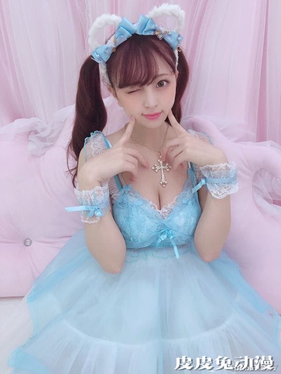 喜欢可爱的双马尾 岛国正妹画师竹内星菜内含有趣的灵魂