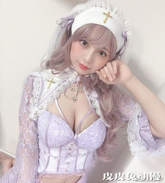 喜欢可爱的双马尾 岛国正妹画师竹内星菜内含有趣的灵魂