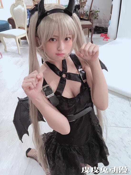 喜欢可爱的双马尾 岛国正妹画师竹内星菜内含有趣的灵魂