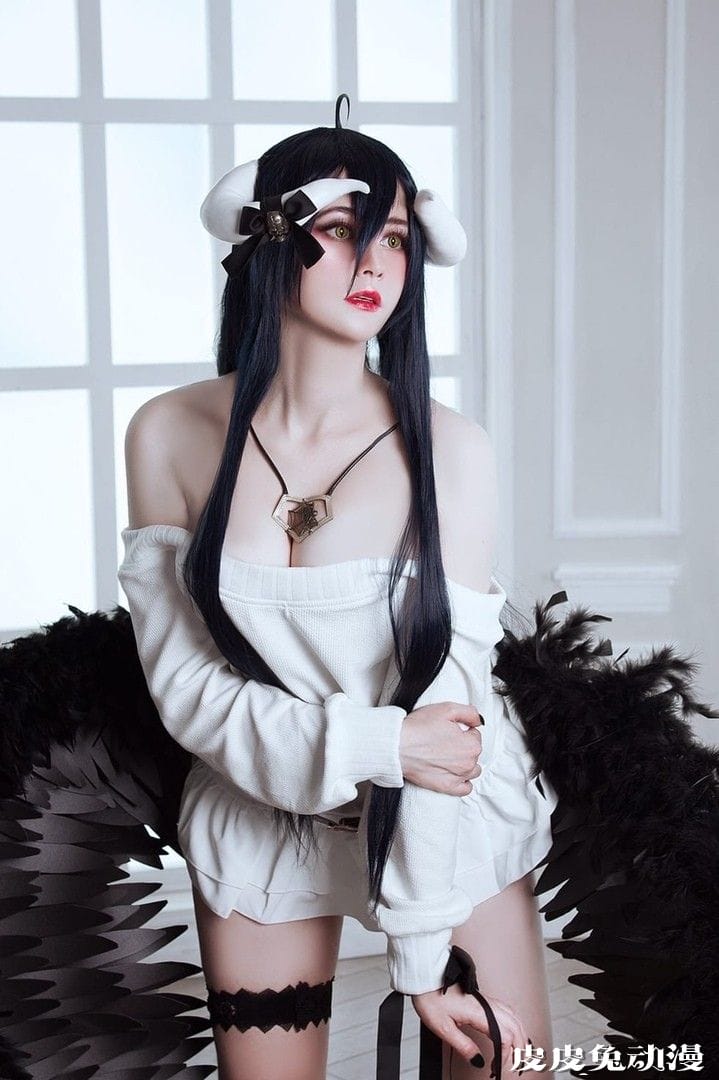 性转但丁与黑丝2B小姐姐 一周大师级CosPlay赏