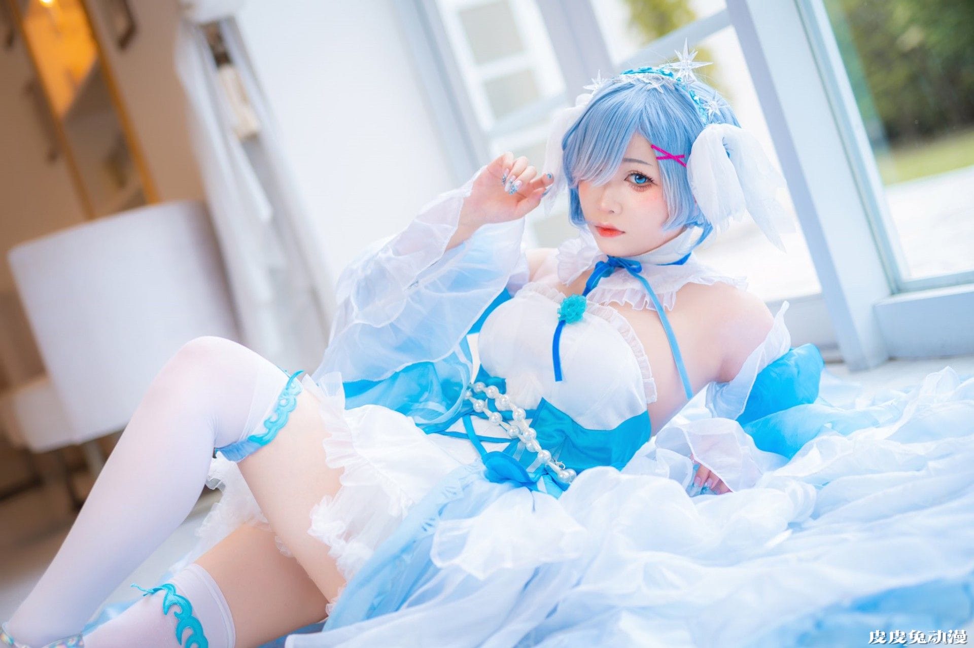 性转但丁与黑丝2B小姐姐 一周大师级CosPlay赏