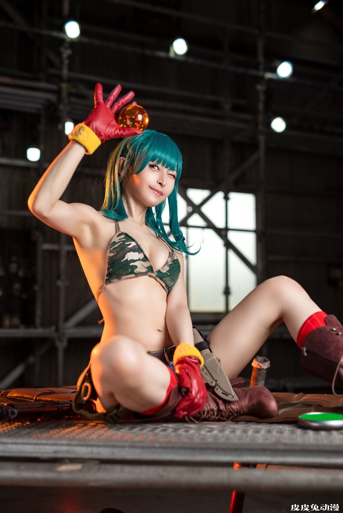 性转但丁与黑丝2B小姐姐 一周大师级CosPlay赏