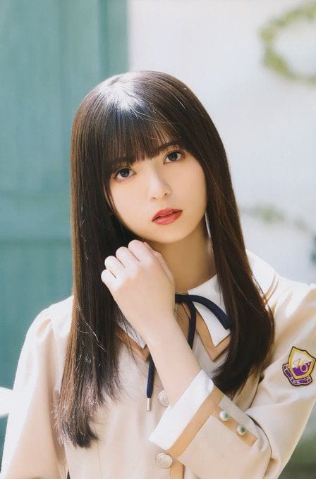 斋藤飞鸟近期杂志写真美照 邻家少女的性感姿态