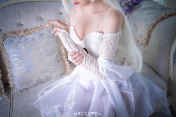 《碧蓝航线》翔鹤美腿Cosplay【CN:秋楚楚】