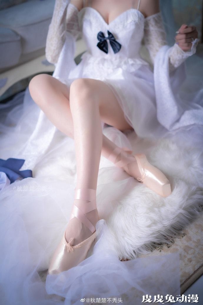 《碧蓝航线》翔鹤美腿Cosplay【CN:秋楚楚】