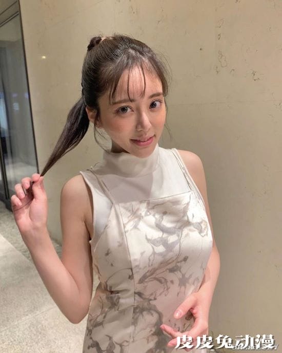 魔鬼身材搭配魔鬼的食量 日本最美吃货女主播谷亜沙子