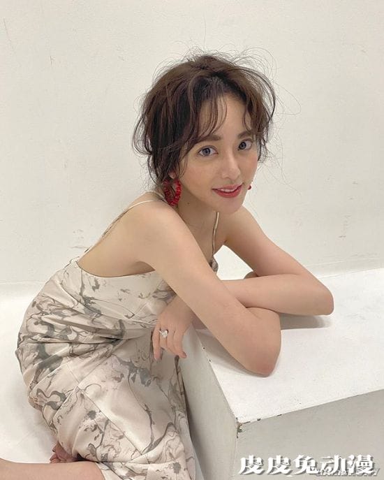 魔鬼身材搭配魔鬼的食量 日本最美吃货女主播谷亜沙子