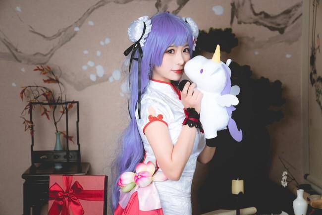 卡哇伊COSER妹子肃雨雨雨COS《碧蓝航线》独角兽旗袍图片合集-皮皮兔动漫