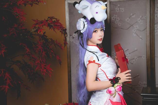 卡哇伊COSER妹子肃雨雨雨COS《碧蓝航线》独角兽旗袍图片合集