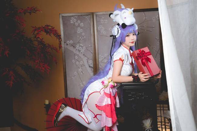 卡哇伊COSER妹子肃雨雨雨COS《碧蓝航线》独角兽旗袍图片合集