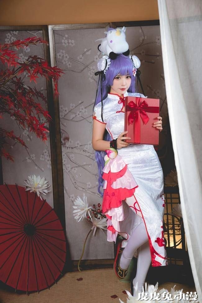 卡哇伊COSER妹子肃雨雨雨COS《碧蓝航线》独角兽旗袍图片合集