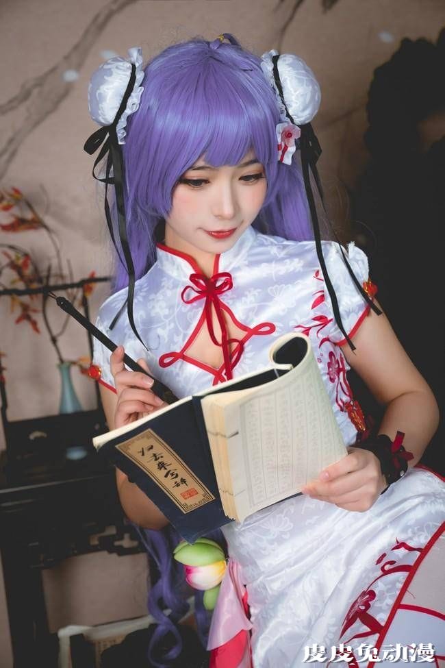 卡哇伊COSER妹子肃雨雨雨COS《碧蓝航线》独角兽旗袍图片合集