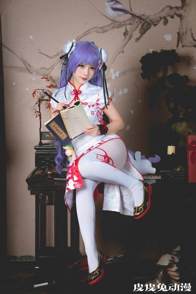 卡哇伊COSER妹子肃雨雨雨COS《碧蓝航线》独角兽旗袍图片合集