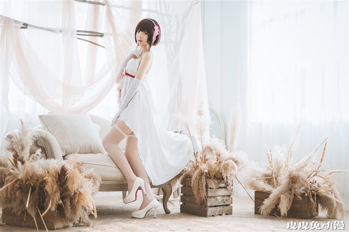 Coser封疆疆路人女主的养成方法加藤惠礼服cos美图分享