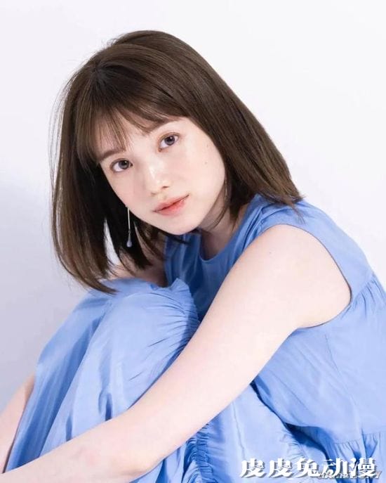 甜美姨母笑秒杀直男粉丝 日本顶级女主播弘中绫香