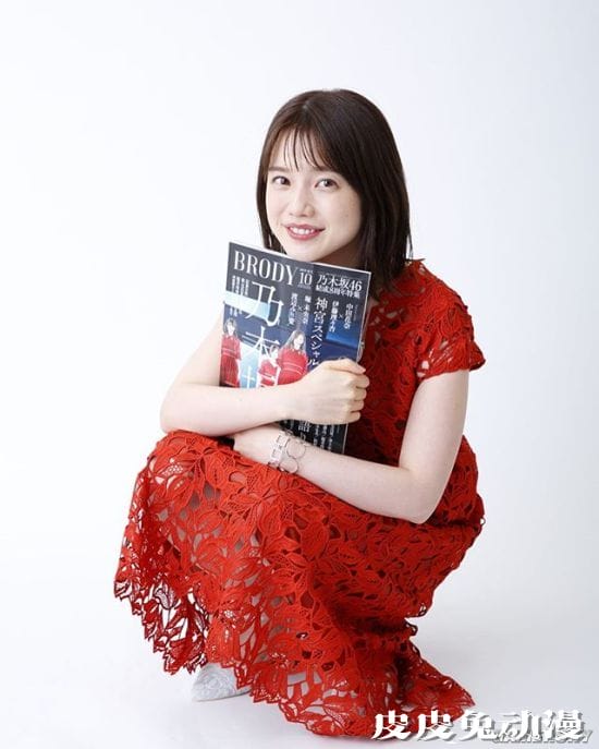 甜美姨母笑秒杀直男粉丝 日本顶级女主播弘中绫香