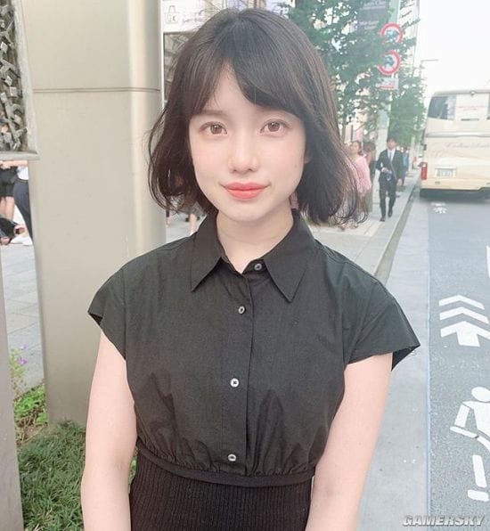 甜美姨母笑秒杀直男粉丝 日本顶级女主播弘中绫香