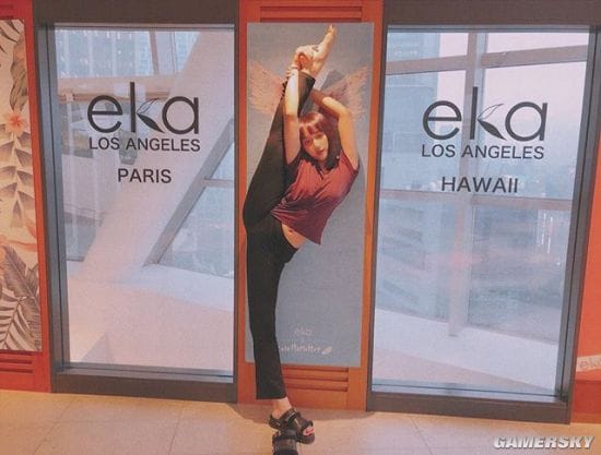 极品I字腿混血正妹 美臀派清纯系写真女星冈田纱里