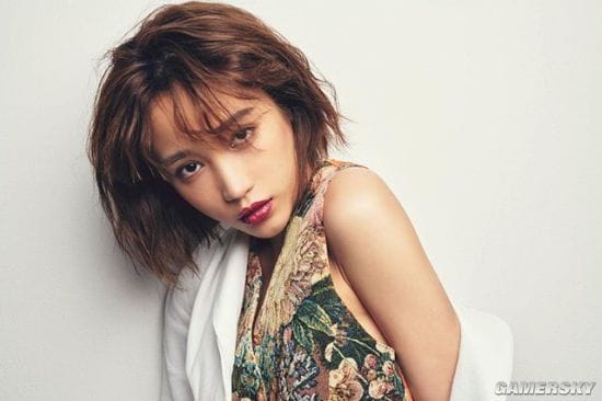 极品I字腿混血正妹 美臀派清纯系写真女星冈田纱里