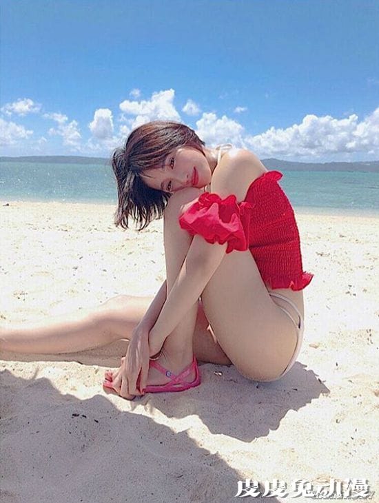 极品I字腿混血正妹 美臀派清纯系写真女星冈田纱里